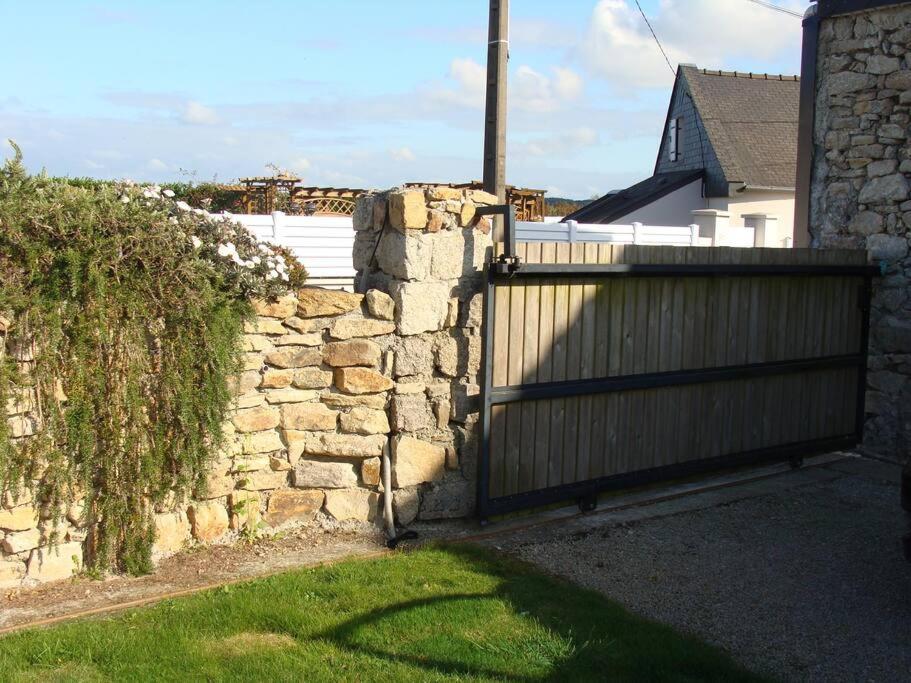 Plouarzel Maison Sur Terrain Clos Mer Iroise מראה חיצוני תמונה